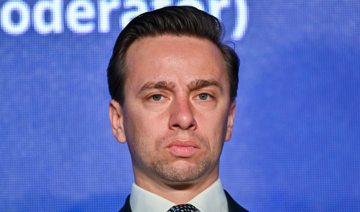 Z danych policji wynika, że Krzysztof Bosak znowu spanikował i podawał niesprawdzone informacje