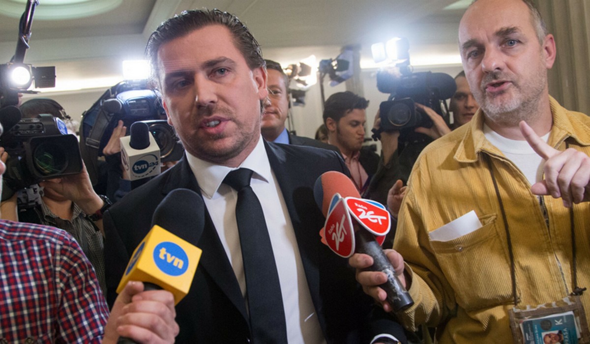 Agent Tomek chce zostać świadkiem koronnym, złożył już zeznania obciążające byłego szefa, Mariusza Kamińskiego