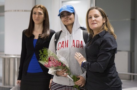 18-letnia Saudyjka, która uciekła z kraju przed ojcem, dostała azyl w Kanadzie