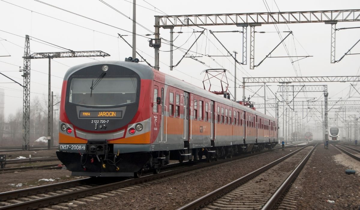 Pracownicy Polregio dalej walczą o podwyżki i zapowiadają strajk