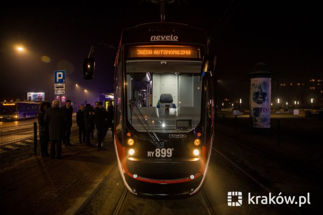 Kraków testuje pierwszy autonomiczny tramwaj i chyba się sprawdza