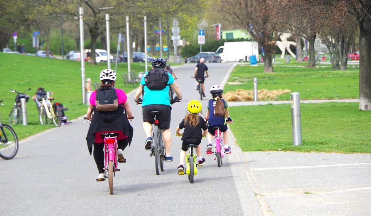 Sejm zdecydował, że kaski dla dzieci będą obowiązkowe