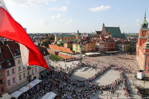 Tak wygladała Warszawa o 17:00 w 74. rocznicę Powstania Warszawskiego