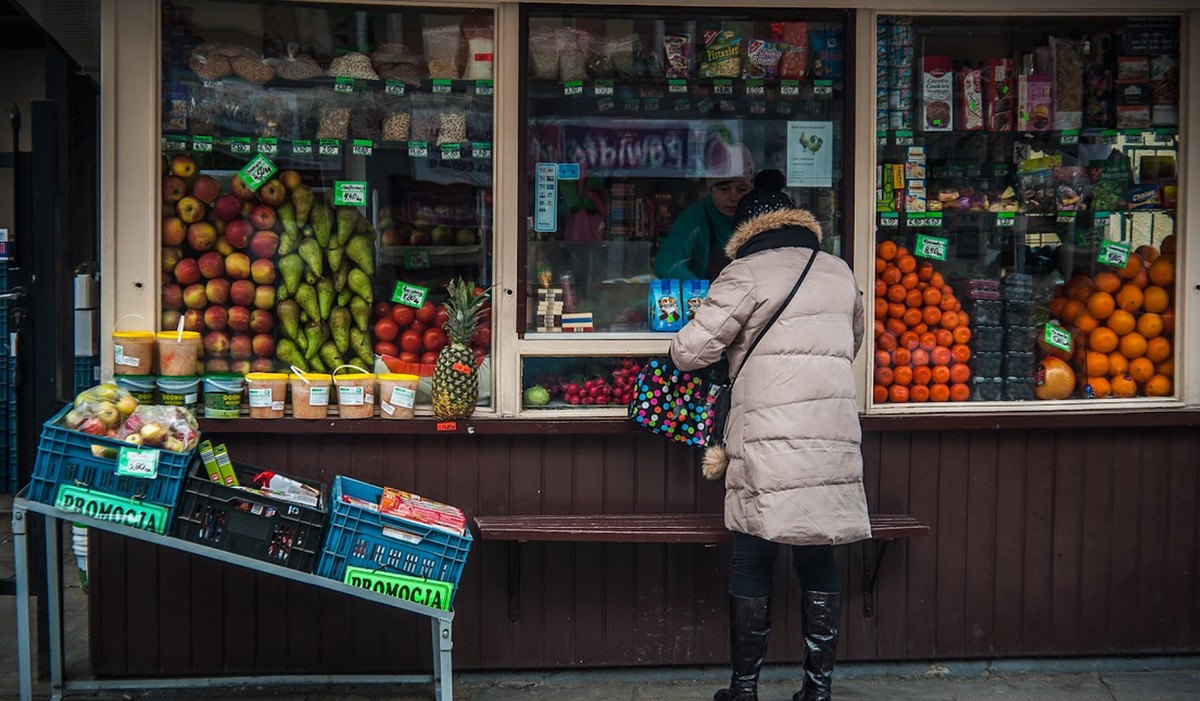Inflacja wciąż szaleje, coraz droższe staje się jedzenie, szczególnie warzywa