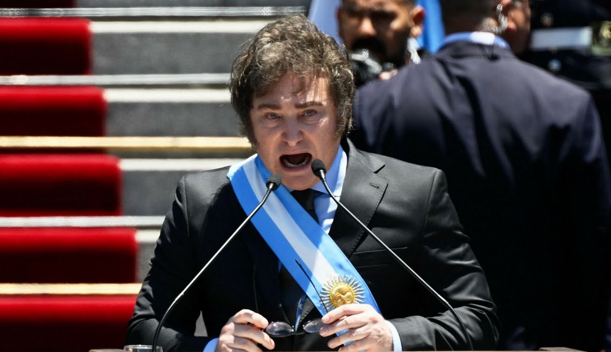 Argentyńscy zwolnieni pracownicy oblegają urzędy: nie ma pieniędzy na jedzenie, są na represje