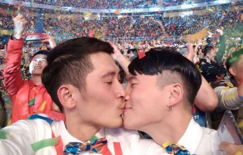 157 par homose*sualnych pobierze się na Tajwanie 24 maja