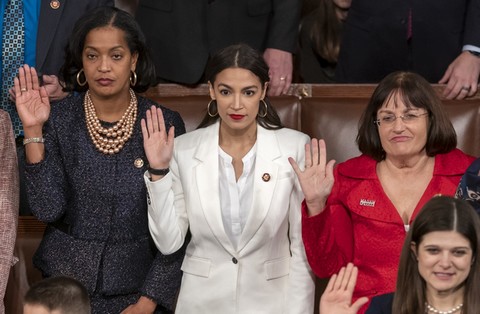 Ocasio-Cortez proponuje 70% podatek dla najbogatszych, żeby sfinansować "Zielony New Deal"