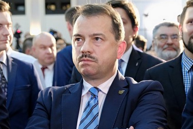 Zawisza tłumaczy się z potrącenia rowerzystki: jechałem jako jedyny żywiciel rodziny