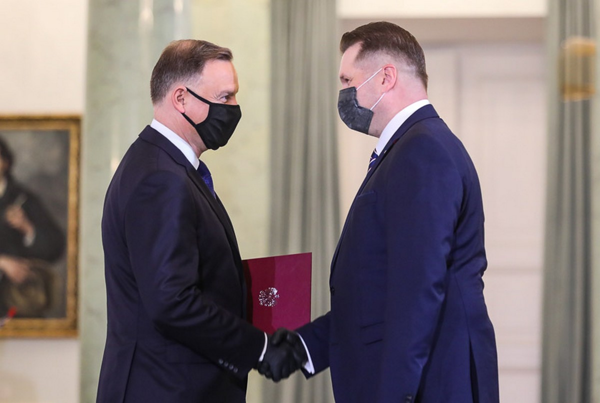 Duda podczas zaprzysiężenia Czarnka: w systemie edukacji jest bardzo wiele treści, co do których polskie rodziny mają ogromne wątpliwości