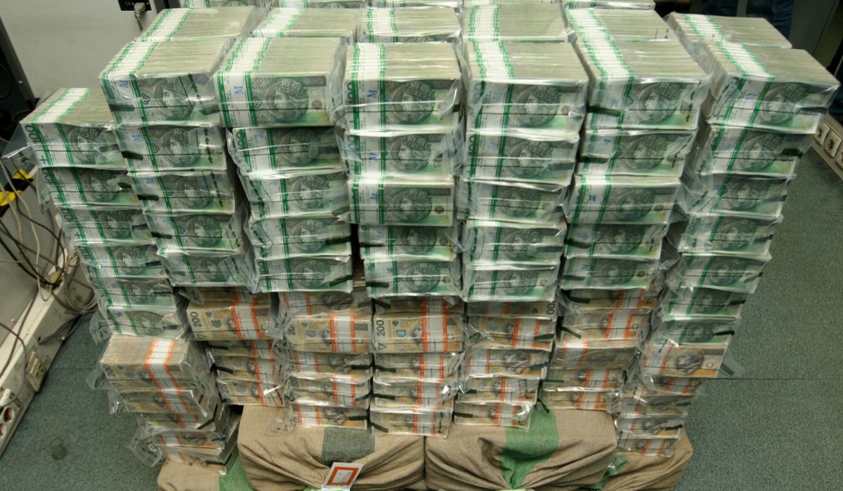 Anonimowy pracownik branży IT z Londynu przelał 10 mln zł na konto Krakowa. Nie chce ujawniać swoich danych