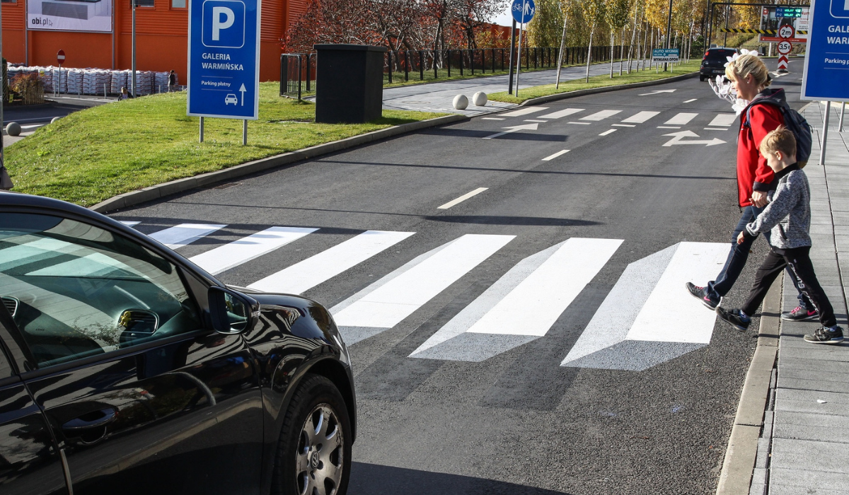 Zmiana prawa drogowego pomogła: mniej śmiertelnych wypadków, kierowcy są ostrożniejsi, koniec z "wtargnięciem na pasy"