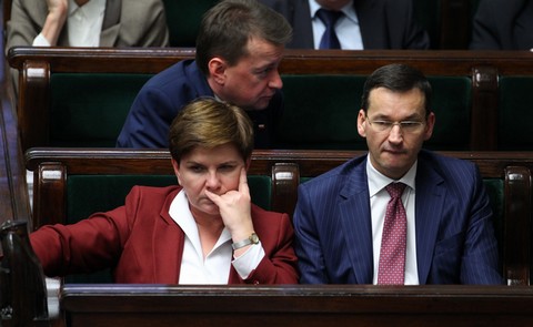 Morawiecki wyda na doradców o milion złotych więcej niż Beata Szydło