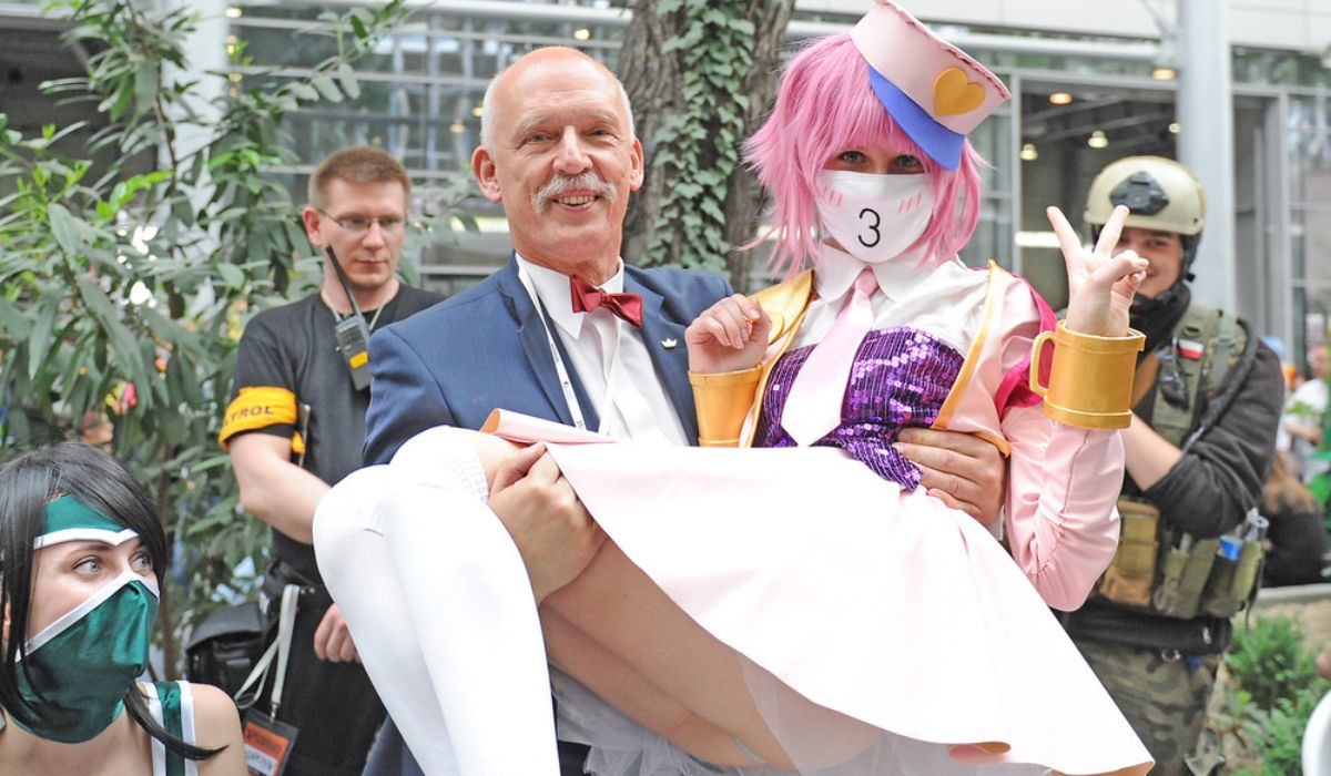 Korwin tłumaczy, że u niego w partii jest dużo "homosiów", ale nie ma gejów