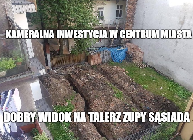 Deweloper: "O, patrzcie! Wolne kilka metrów. Walniemy blok"