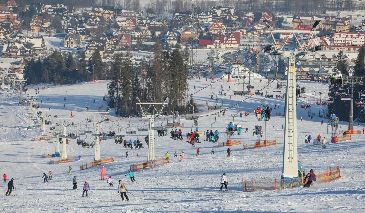 Branża narciarska i turystyczna zastanawiają się, o co chodzi z feriami w jednym terminie