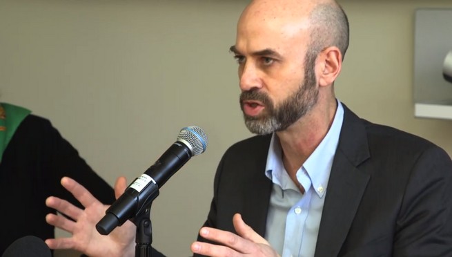 Dziennikarz New York Times zwolniony za wzywanie do rozprawienia się z protestującymi