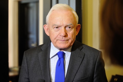 Miller chce od "Faktu" przeprosin na pierwszej stronie i 1,5 miliona złotych