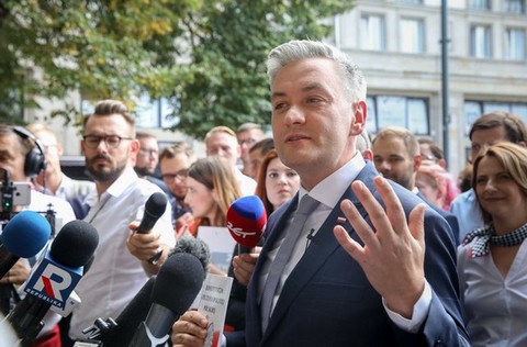 Biedroń o finansowaniu Wiosny: "Nie mam nic do ukrycia. 10 marca pokażemy wszystko"