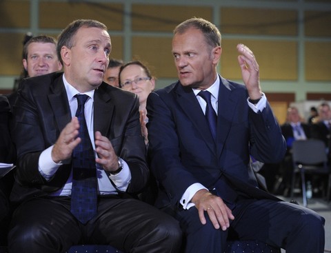 "Wprost": Tusk wróci do Polski na wybory parlamentarne? "Wie, gdzie jest realna władza"