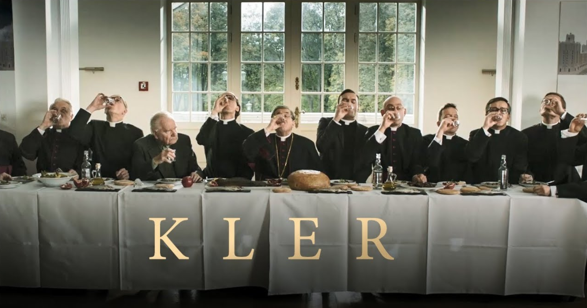 Biedroń: Prezydent-katecheta z PiS zakazał "Kleru" w Ostrołęce