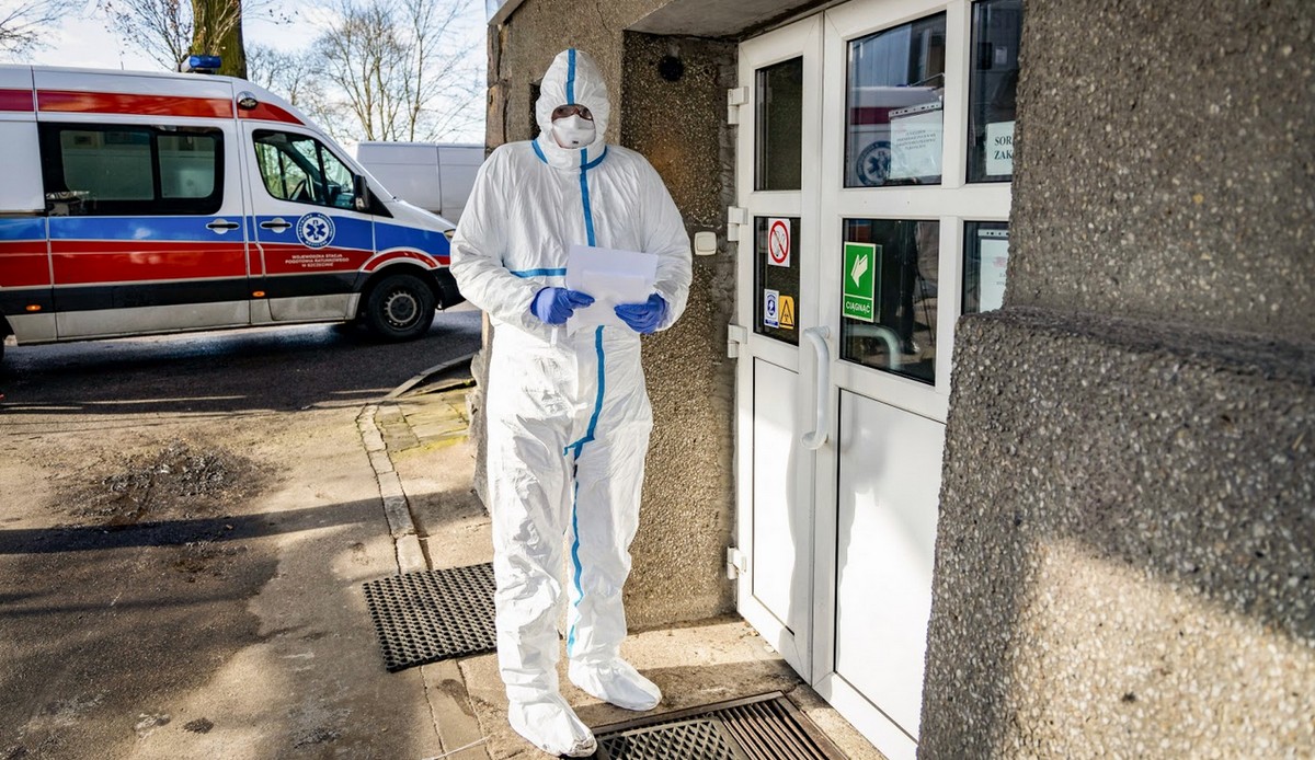 Rzecznik GIS: są takie "wskaźniki szpitalne", z których wynika, że system opieki zdrowotnej daje radę