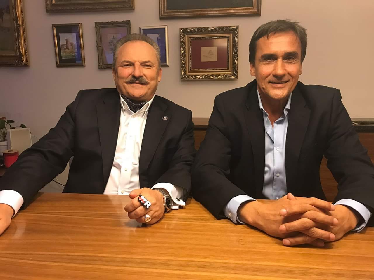 Max Kolonko na spotkaniu z Jakubiakiem, sugerują połączenie sił Rewolucji i Federacji