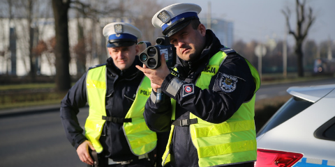 Policjanci grożą, że pójdą na L-4. Przełożeni: Nie będzie premii na święta