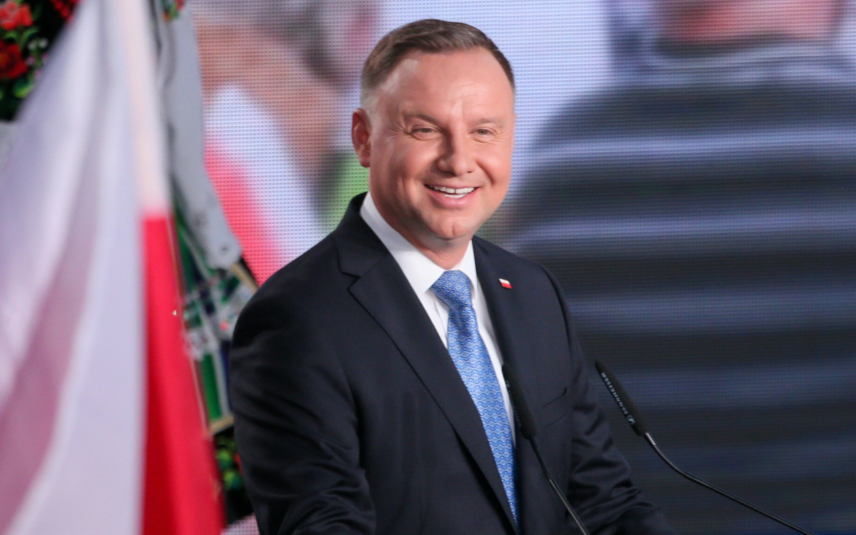 Oficjalne wyniki wyborów: Duda 43,5%, Trzaskowski 30,46%, rekordowa frekwencja 