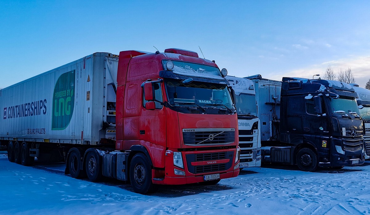 30% ukraińskich kierowców zatrudnionych w Polsce wróciło do kraju, by walczyć za ojczyznę