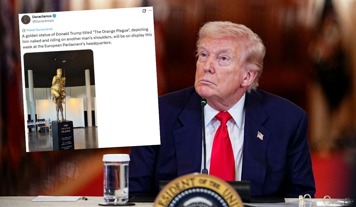 W Europarlamencie stanęła rzeźba "Pomarańczowej Zarazy", czyli Trumpa na barkach człowieka