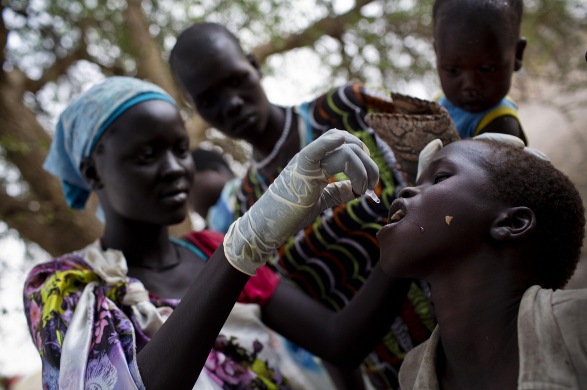 Afryka całkowicie uporała się z polio, koniec walki toczonej od dekad