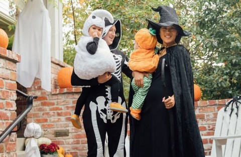 Mark Zuckerberg przebrany na Halloween