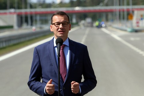 Morawiecki chce wydać w przyszłym roku 6 miliardów złotych na drogi gminne i powiatowe