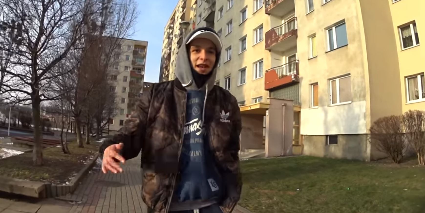 Filip Jaki wydaje płytę. "Nie interesuję się polityką i jej nie robię, robię rap"