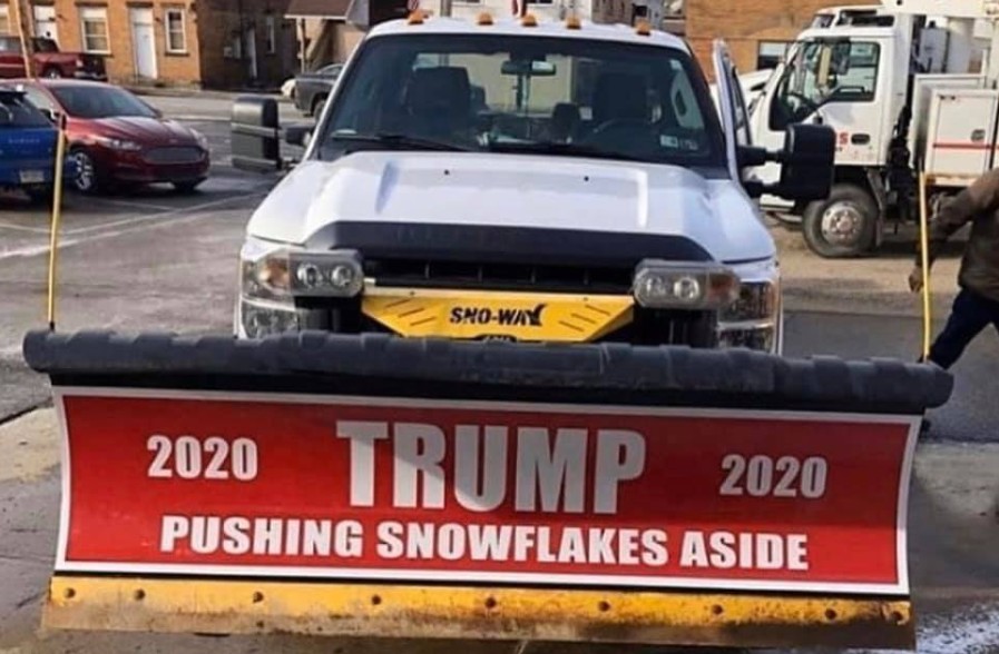 Trump chwali się żartem fana: "płatki śniegu" na bok!