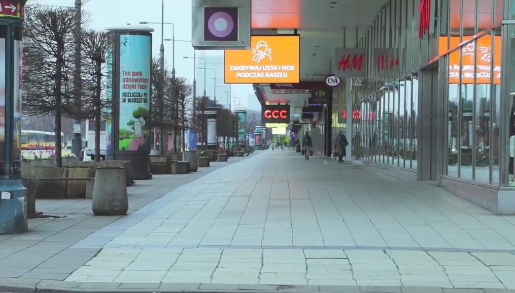 Obejrzyj opustoszałą Warszawę: 2 minuty dowodów, jak serio ludzie wzięli kwarantannę