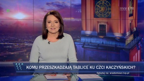Beata Mazurek: "Jarosław Kaczyński nie wiedział o tablicy ze swoim nazwiskiem. Nie dałby zgody"
