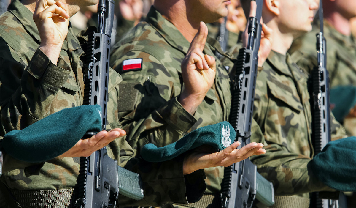 Operacja Szpej: wojsko przyjęło tysiące kobiet, teraz dostosowuje rozmiarówkę mundurów i infrastrukturę