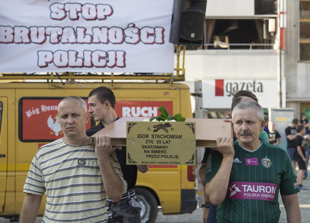 Finał sprawy Igora Stachowiaka, policjanci skazani na karę więzienia