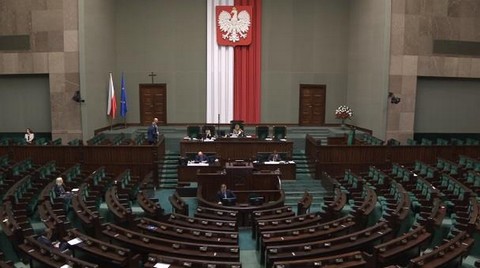 Posłów nie bardzo obchodzi bezpieczeństwo na drogach