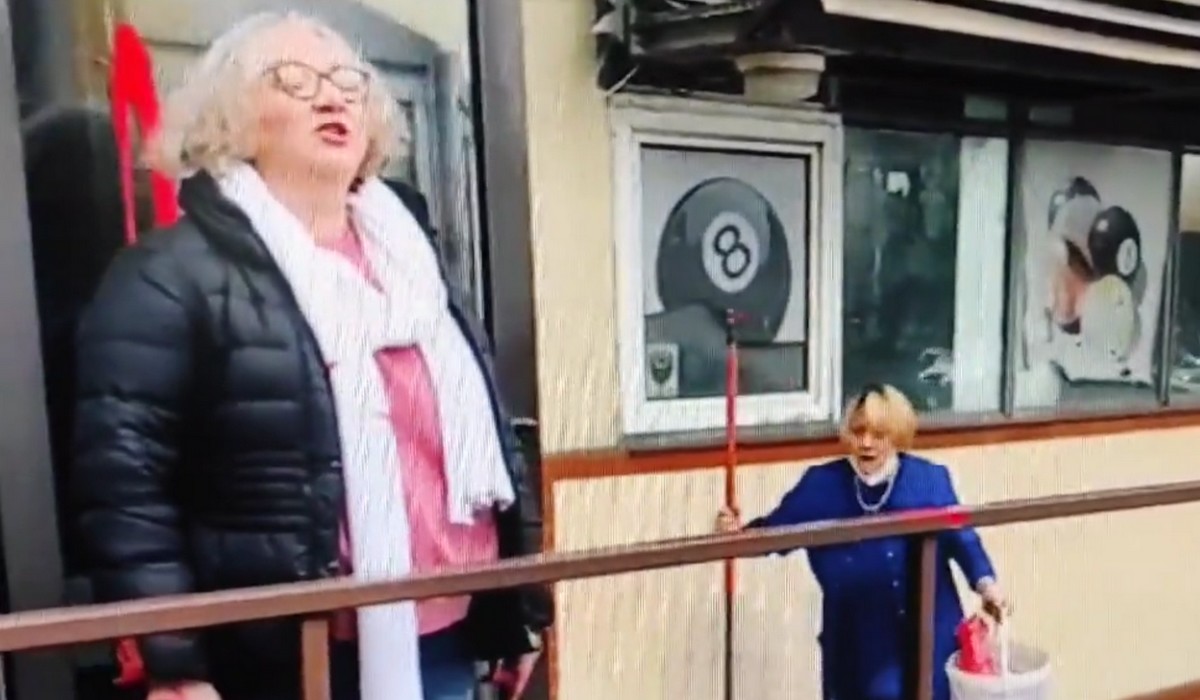 Pani, która będzie musiała myć szyby po proteście Lempart, nie jest zadowolona