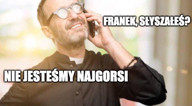 CBOS: ksiądz jednym z najmniej szanowanych zawodów. Niżej tylko politycy i maklerzy