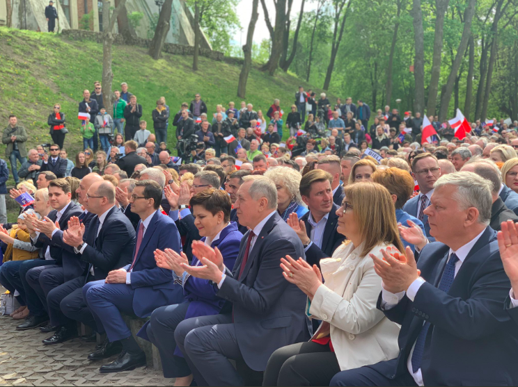 Mocna odpowiedź rządu na inicjatywę Tuska, dziś piknik patriotyczny w Pułtusku
