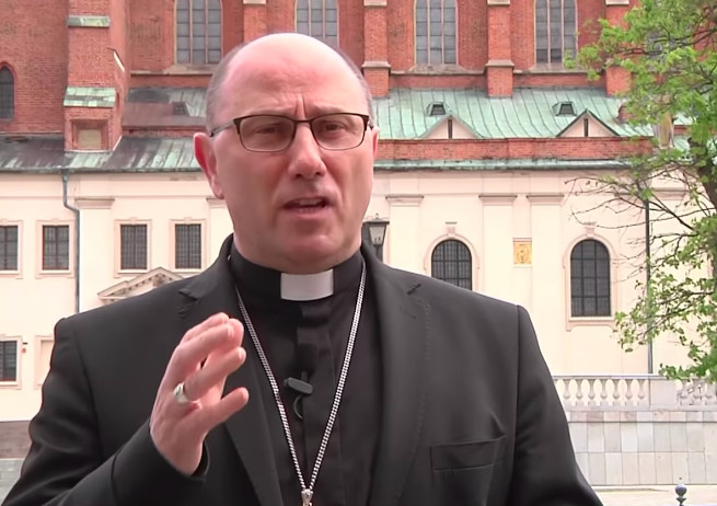 Abp Polak po filmie Sekielskiego oświadcza, że faktycznie kościołowi trochę nie wyszło