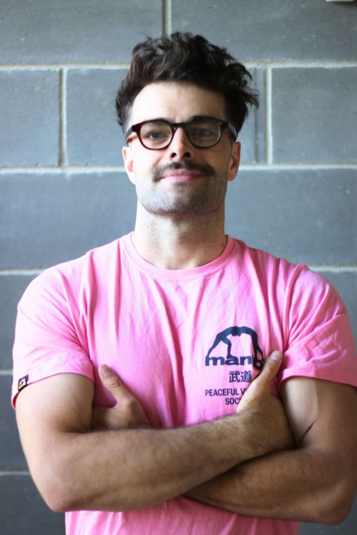 Rozmawiamy z trenerem personalnym i pytamy, czy to fajny zawód, czy mają związek zawodowy i ile bierze na klatę