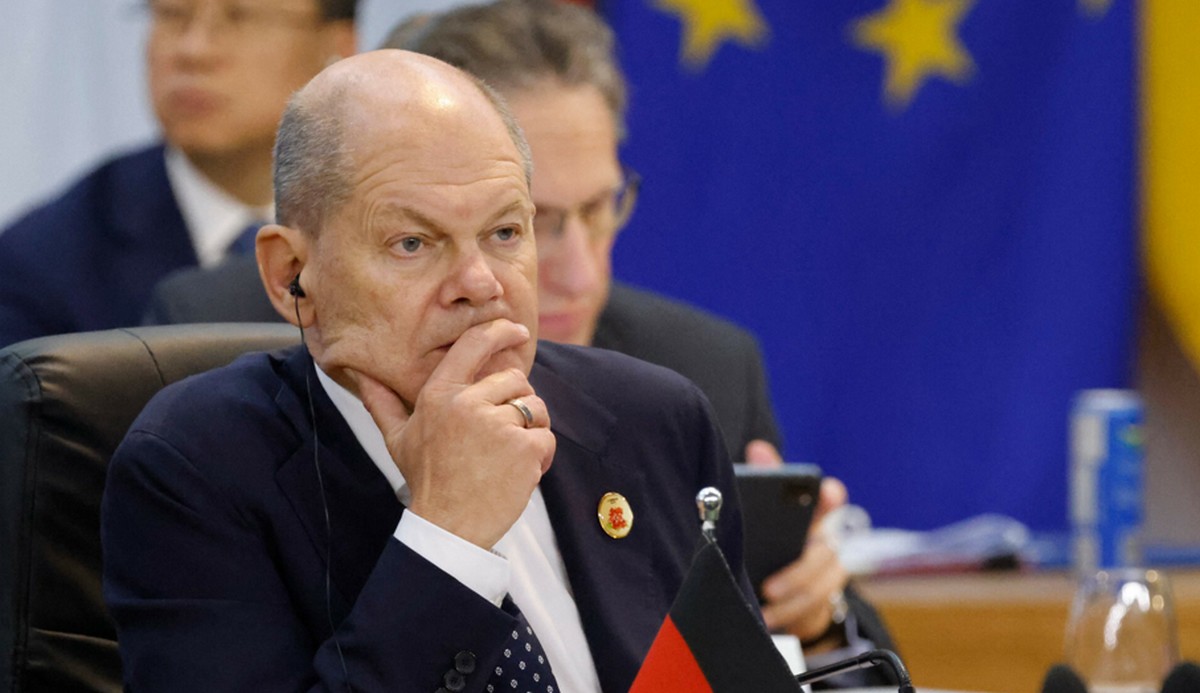 Gabinet Scholza bez wotum zaufania, Niemców czekają przedterminowe wybory