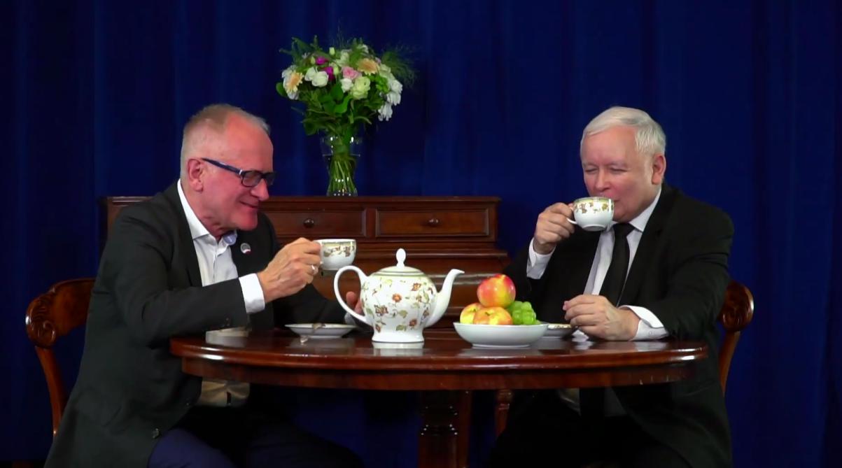 Kaczyński na herbatce z Czabańskim wesoło gawędzą, jak dobrze jest teraz w TVP