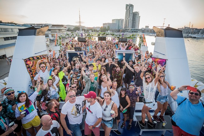 17 osób zarażonych po Big Boat Party w Gdyni. Na katamaranie bawiło się ponad 200 osób