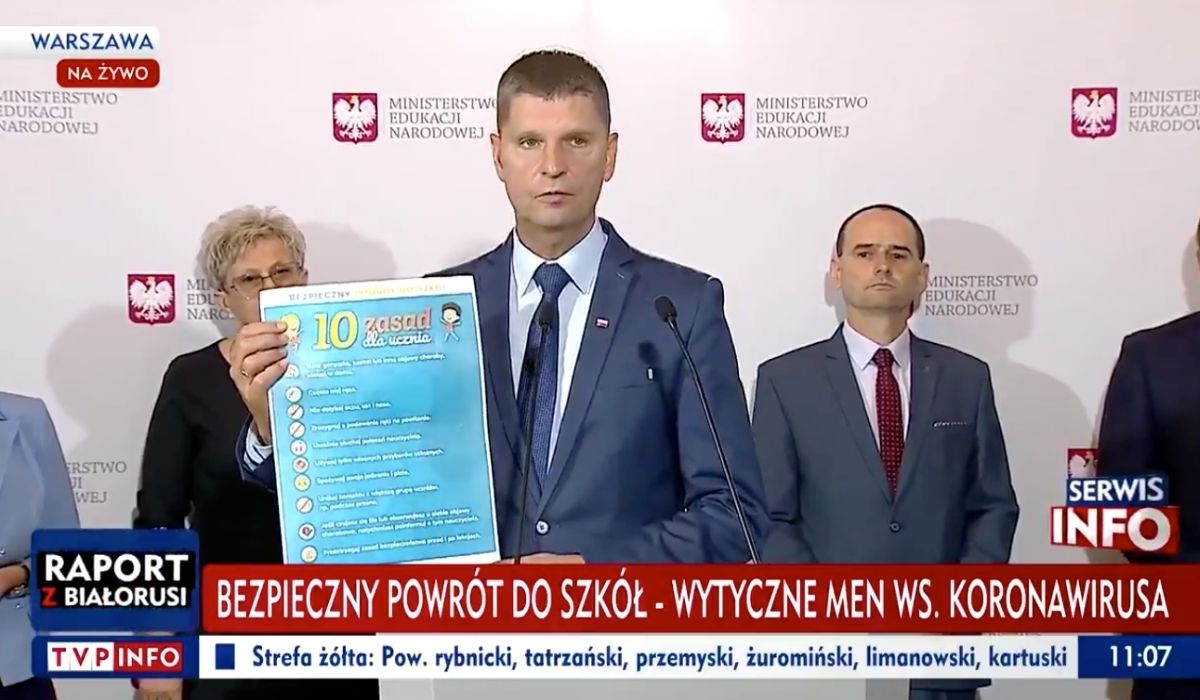 Ministerstwo Edukacji na wyluzowanej konferencji zaleca pozytywne myślenie