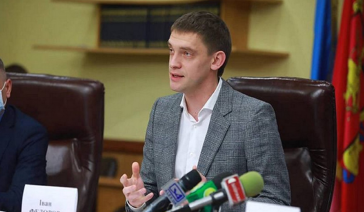 Mer Melitpola, o którego walczyli mieszkańcy, jest już na wolności, przeszedł rosyjskie tortury